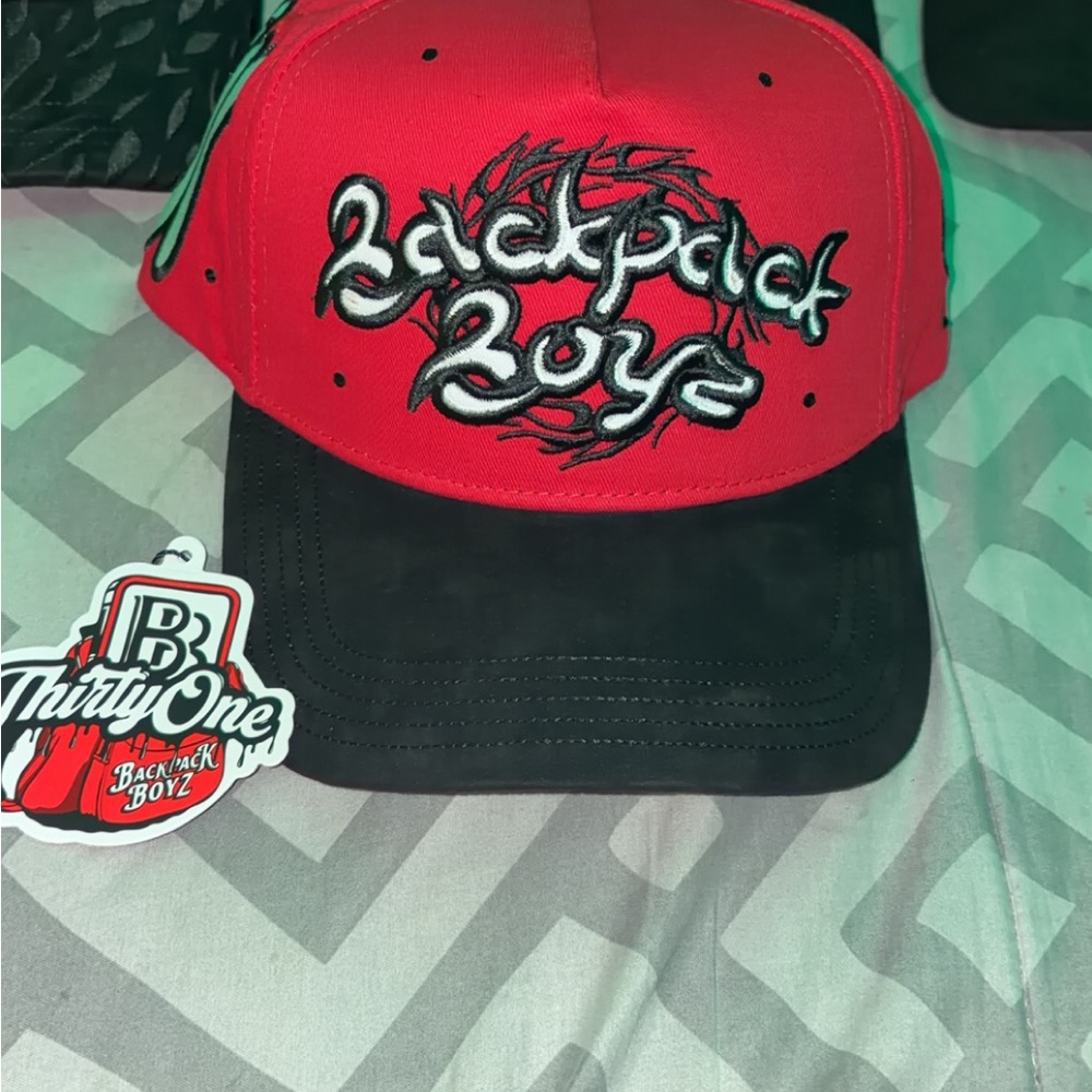 Thirtyone hats x backbackboyz hat
